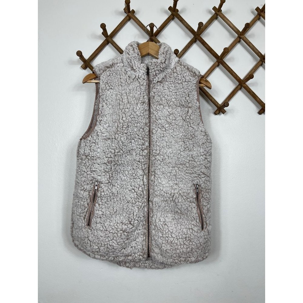 Thread & Supply Artic Teddy Bear Sherpa Fleece Vest In Pink Size M
